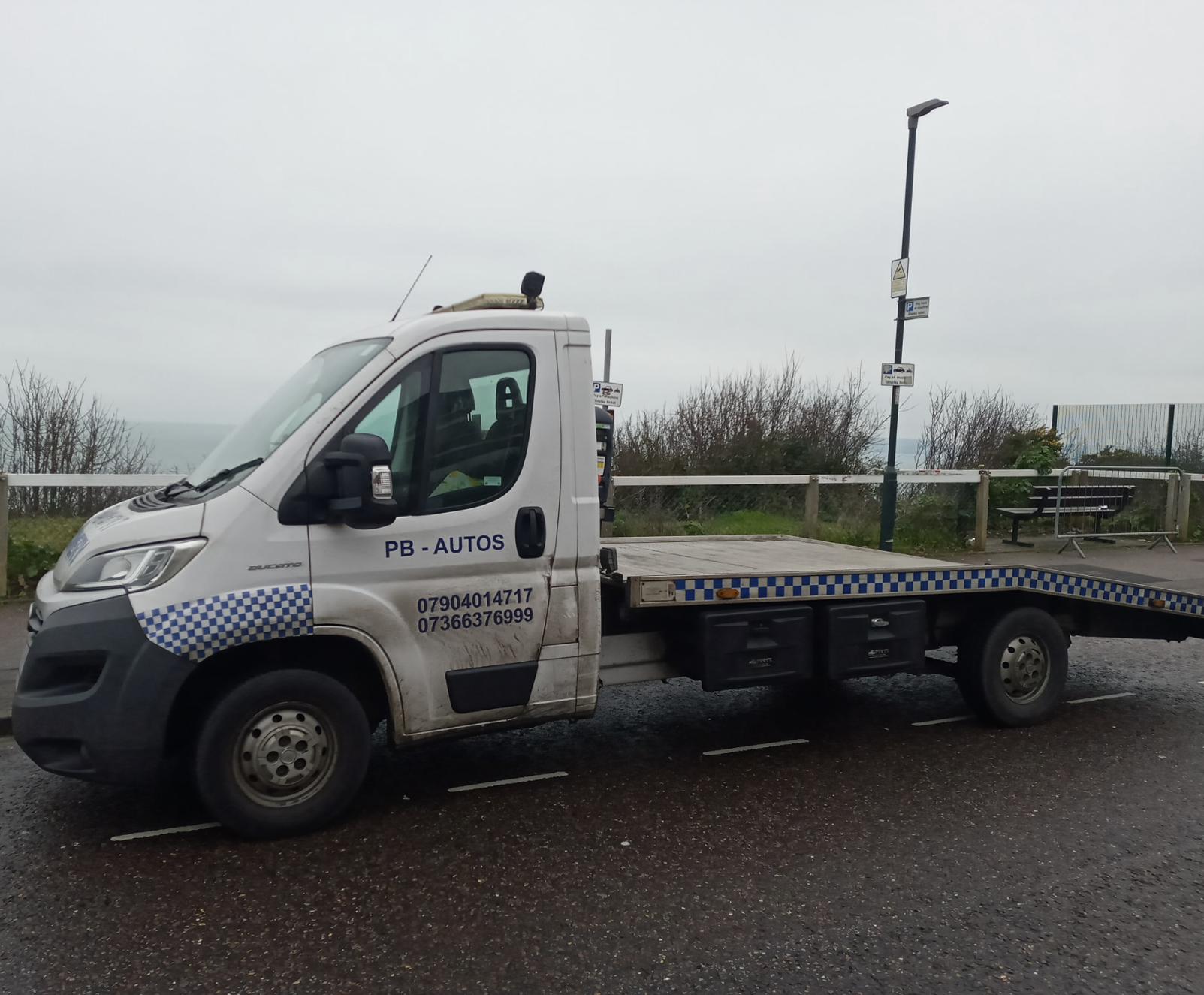 PB Autos flatbed recovery truck